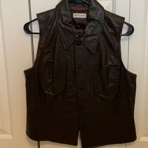 Vintage leather vest from Ann Taylor. Shell 100% leather. Lined as well
